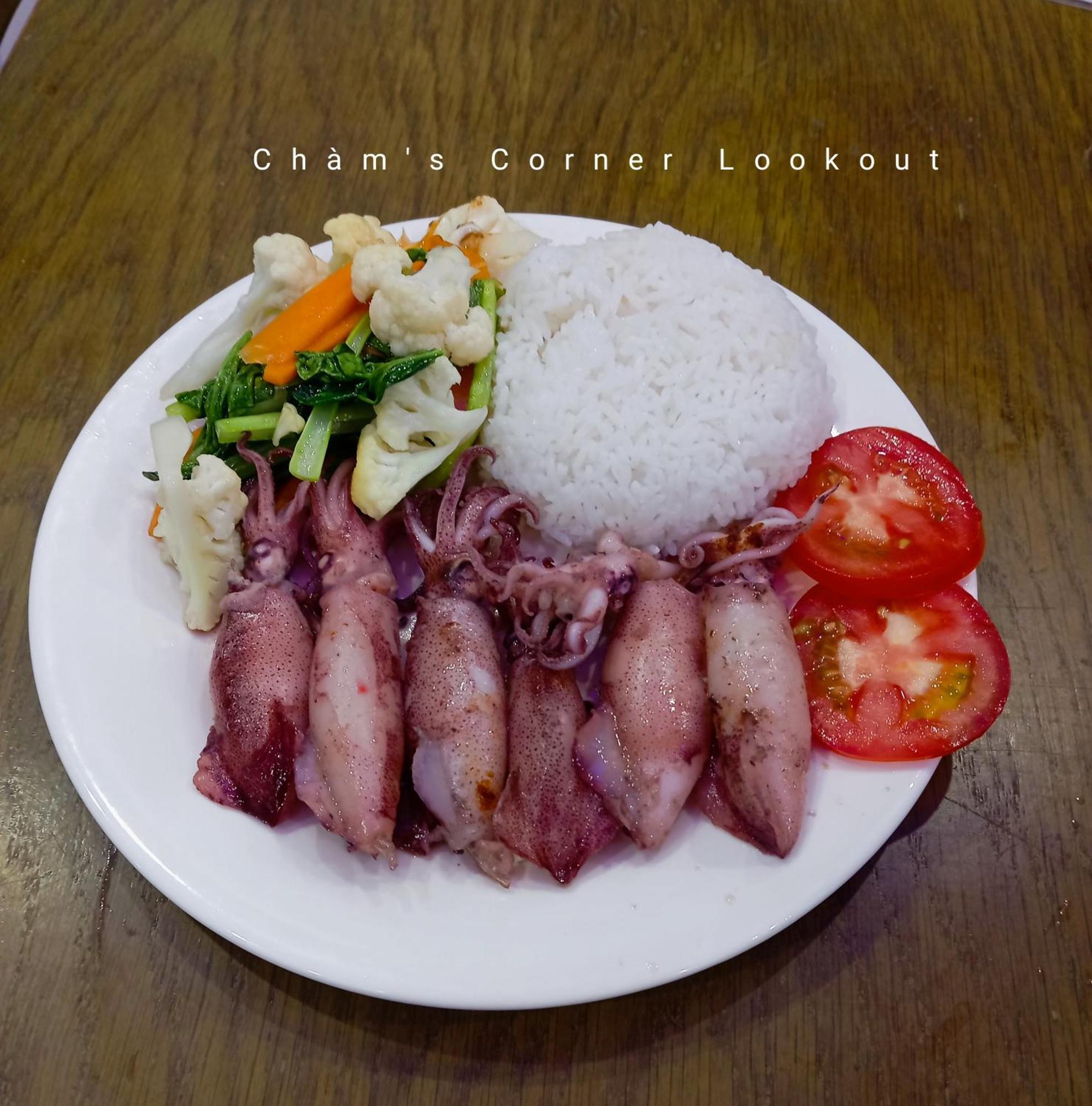 Cham'S Corner Lookout Homestay & Restaurant Tân Hiệ エクステリア 写真