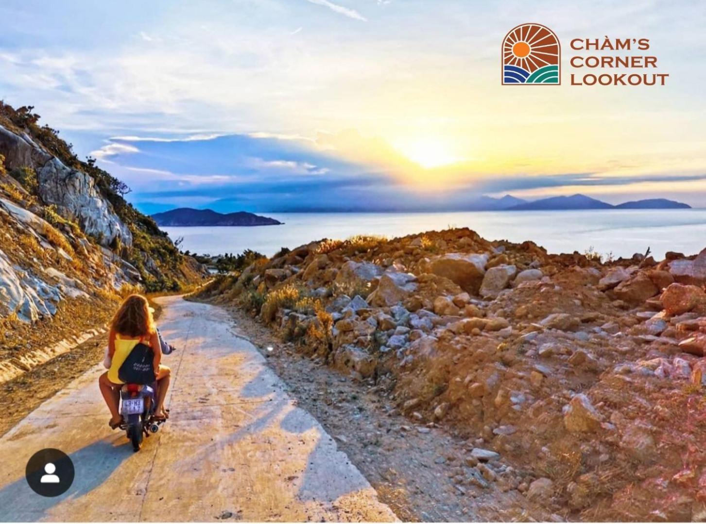 Cham'S Corner Lookout Homestay & Restaurant Tân Hiệ エクステリア 写真